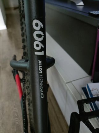Bicicleta MTB/BTT de alumino