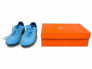 Botas de fútbol Nike azules