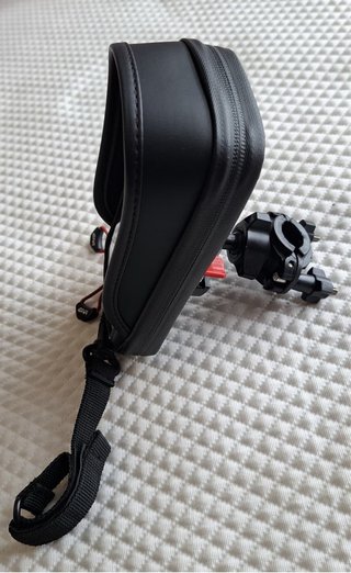 Porta smartphone GIVI con kit fijación