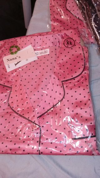 Pijama Satén Lunares Victoria's Secret Manga Larga