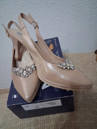 Zapatos Desirée Talla 41 con caja
