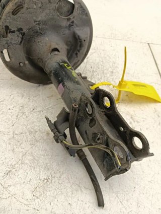 Amortiguador delantero derecho TOYOTA VERSO