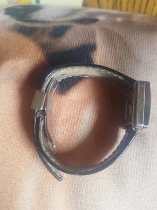 Reloj Gucci Mujer Negro/Plata.