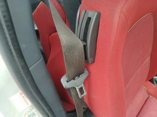 Cinturon seguridad delantero derecho MITSUBISHI