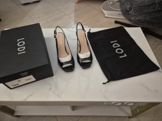 Zapatos de tacón negros