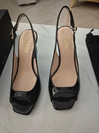 Zapatos de tacón negros