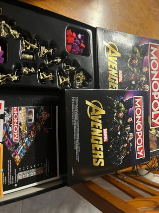 Monopoly Avengers Marvel