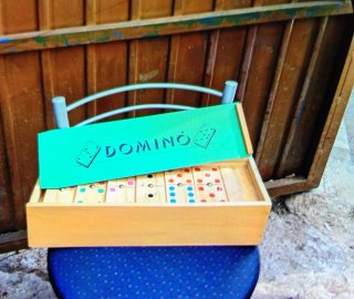 Juego de Dominó de Madera