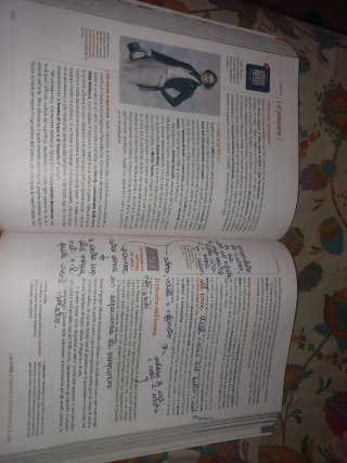 Libro scolastico  Classe di Letteratura 3A