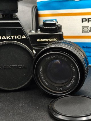 Lote cámara analógica Praktica BC-1 + objetivos