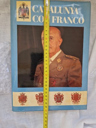 Libro Catalunya con Franco