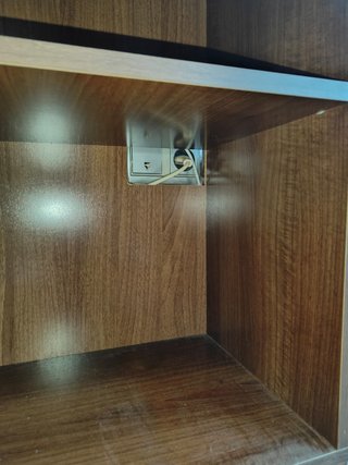 Armario estanterías madera y cristal
