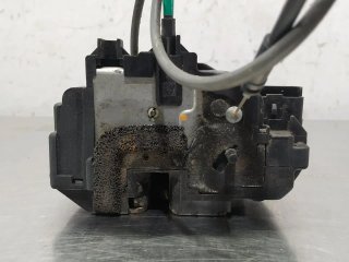 Cerradura puerta trasera izquierda NISSAN QASHQAI