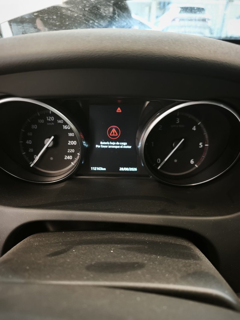 Land Rover Discovery Sport 2.0 TD4 SE 4x4 2018, foto 3
