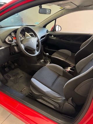 Peugeot 207 2007