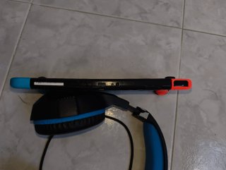 Nintendo Switch Blu/Rosso con controller rotto
