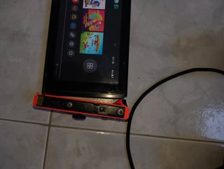 Nintendo Switch Blu/Rosso con controller rotto