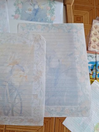 Lote 3 cartas y sobre perfumado años 80