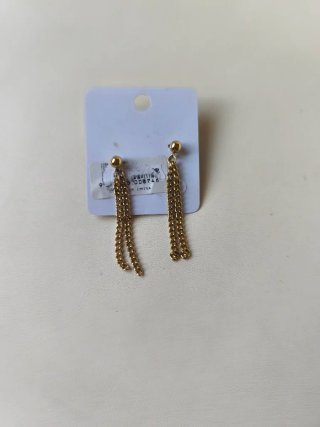 Pendientes largos dorados con cadenas