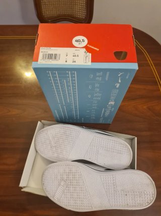 Zapatillas Puma Negras y Blancas