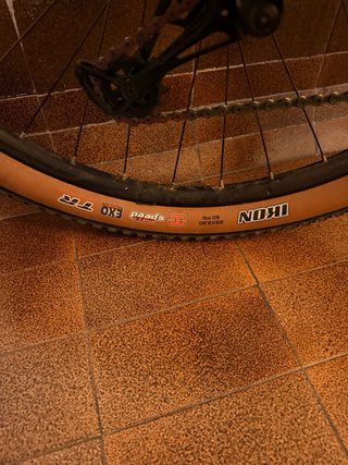 Bicicleta Scott Montaña Roja