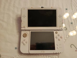 Nintendo 3DS XL Rosa + 2 Juegos