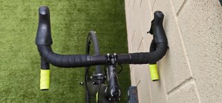 Bicicleta de carretera BH Carbono EVO Shimano 105