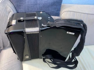 Fisarmonica Hohner Bravo 48 Bassi