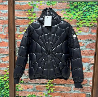 Chaqueta Moncler x Spiderman Negra
