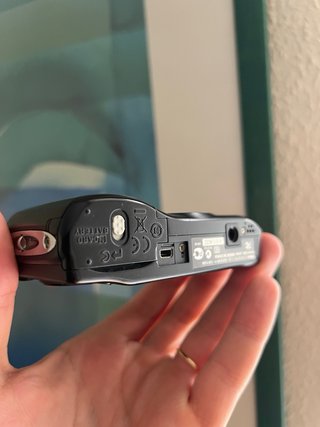 Cámara Digital Nikon Coolpix L26 Negra