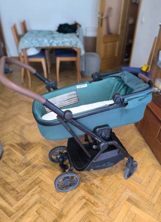 Maxi-Cosi Leona 2 Silla y Capazo