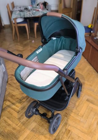 Maxi-Cosi Leona 2 Silla y Capazo