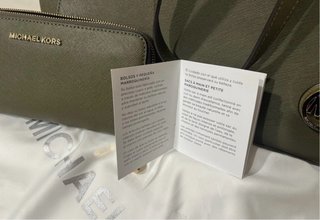 Bolso y cartera Michael Kors verde