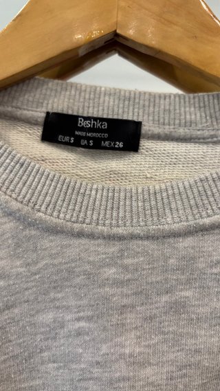 Sudadera Bershka Crop con cintura fruncida