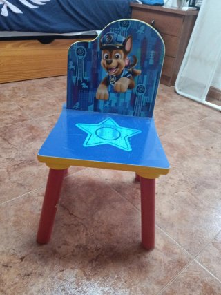 Mesa y 2 Sillas Patrulla Canina