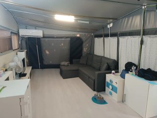 Caravana fija Camping Oliana