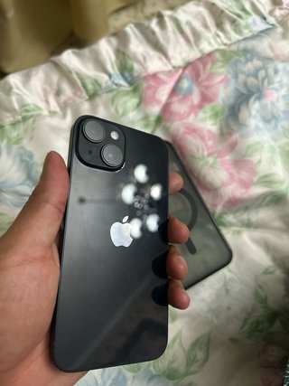 iPhone 14 normal, batería 85%