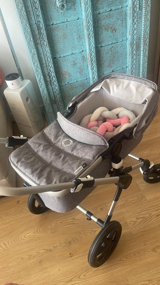 Bugaboo Fox 1 Grey Melange. Capazo, Silla y +++