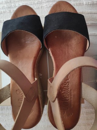 Sandalias Valeria's Marrón y Negro