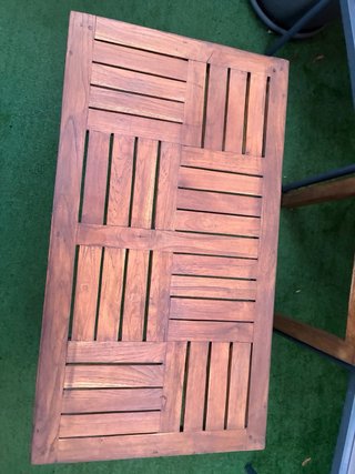 Tavolo da esterno in teak