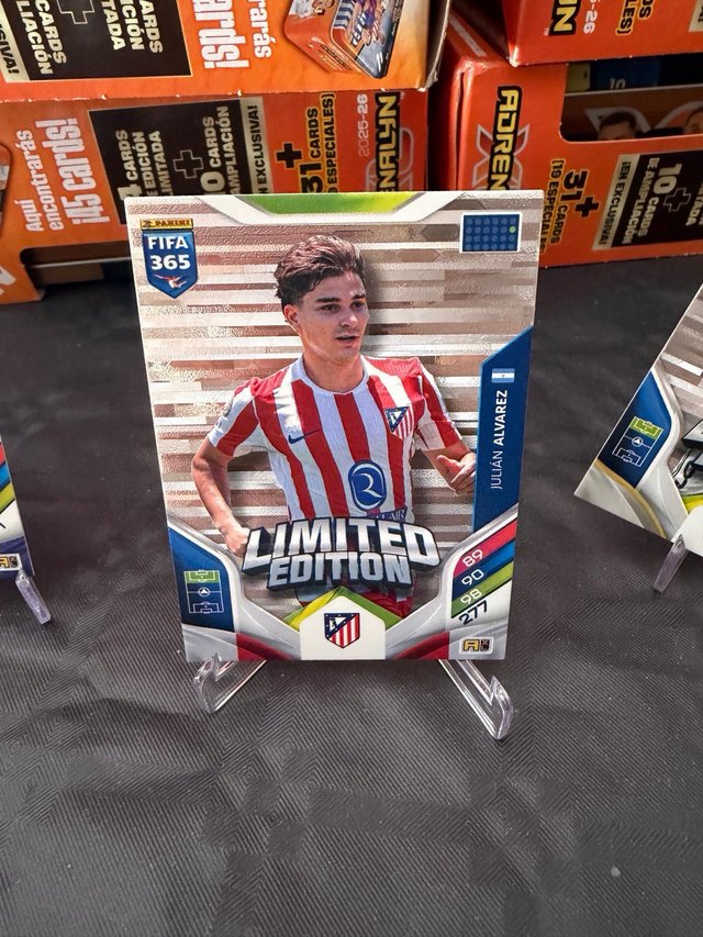 3 Cromos Limited Edition FIFA 365 Nuevos