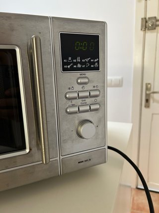 Microondas Teka Inox 1000W 48’5cm x 34 cm x 29 cm