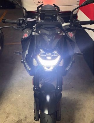 BMW F900R Negra