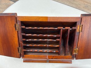 Organizador de escritorio de madera