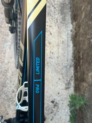 Bicicleta Cube Edición Limitada Cross Country L
