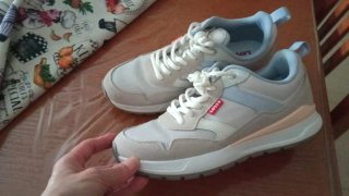 Zapatillas Levi's Beige y Azul