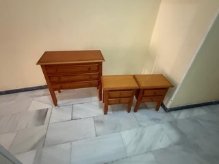 Cómoda y 2 Mesitas de Noche Madera