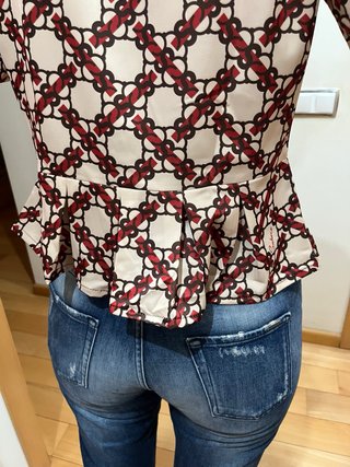 Camiseta Saooco Beige y Roja