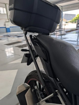 Baúl Trasero Shad SH58X (Soporte opcional)