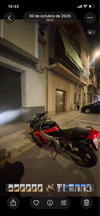 Kawasaki ZX6-R 2001 Roja y Negra